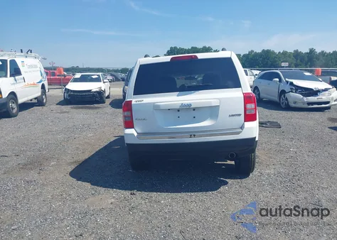 2014 Jeep Patriot Limited z USA, uszkodzony, nr VIN 1C4NJRCB5ED928469